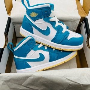 Nike Jordans Toddler size 7C Mid Aquatone Celestial Gold and White